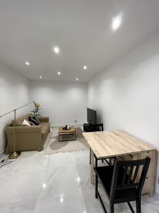 Appartement Cosy Et Moderne Proche De Disneyland بوسي سان جورْج المظهر الخارجي الصورة